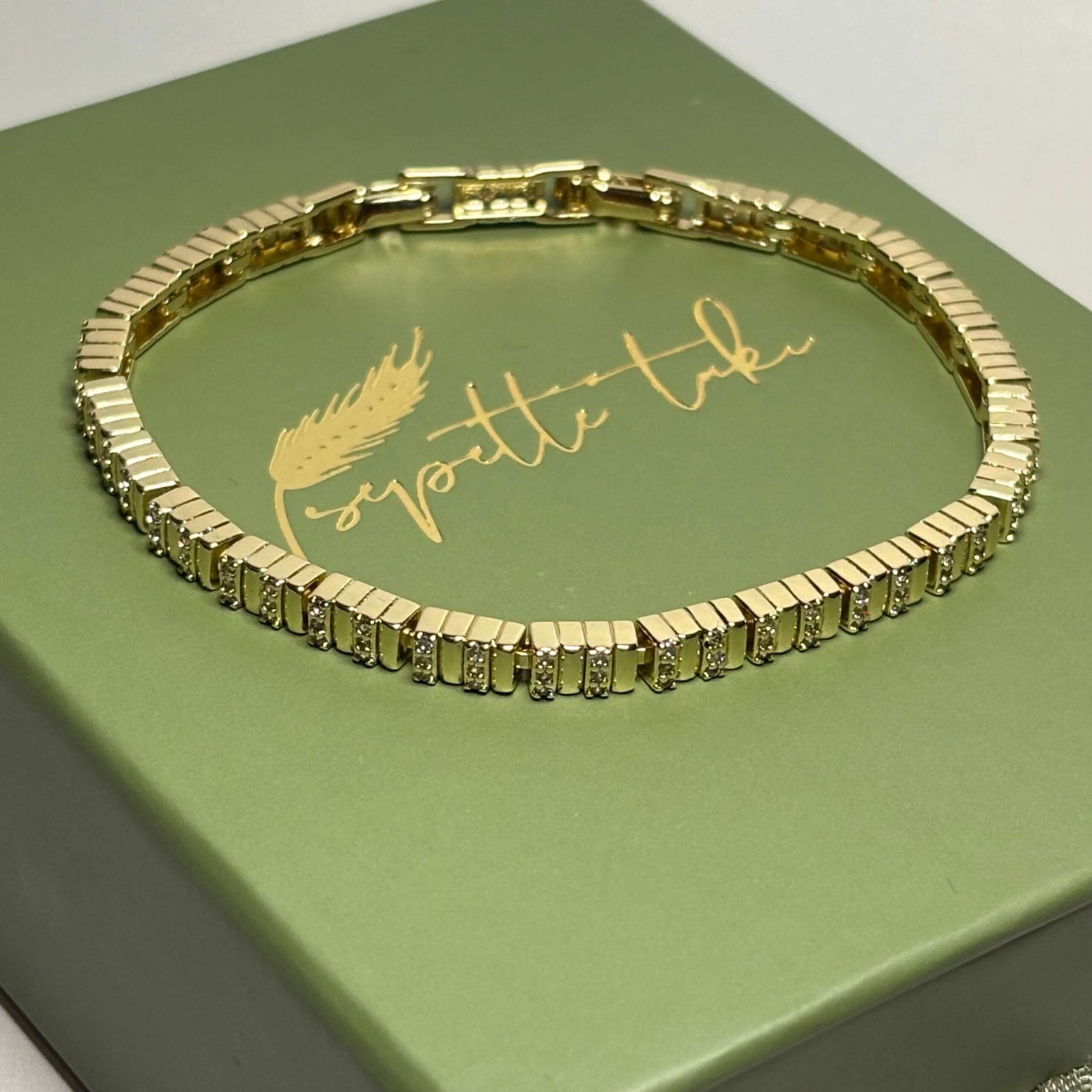 BLOCK – Line | 14K Altın Kaplama Taşlı Bileklik